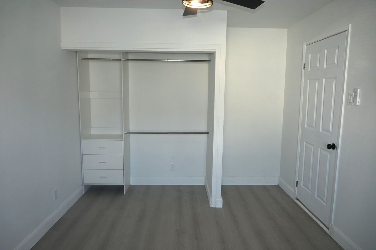 13342 E Church St - Photo 6 of 17