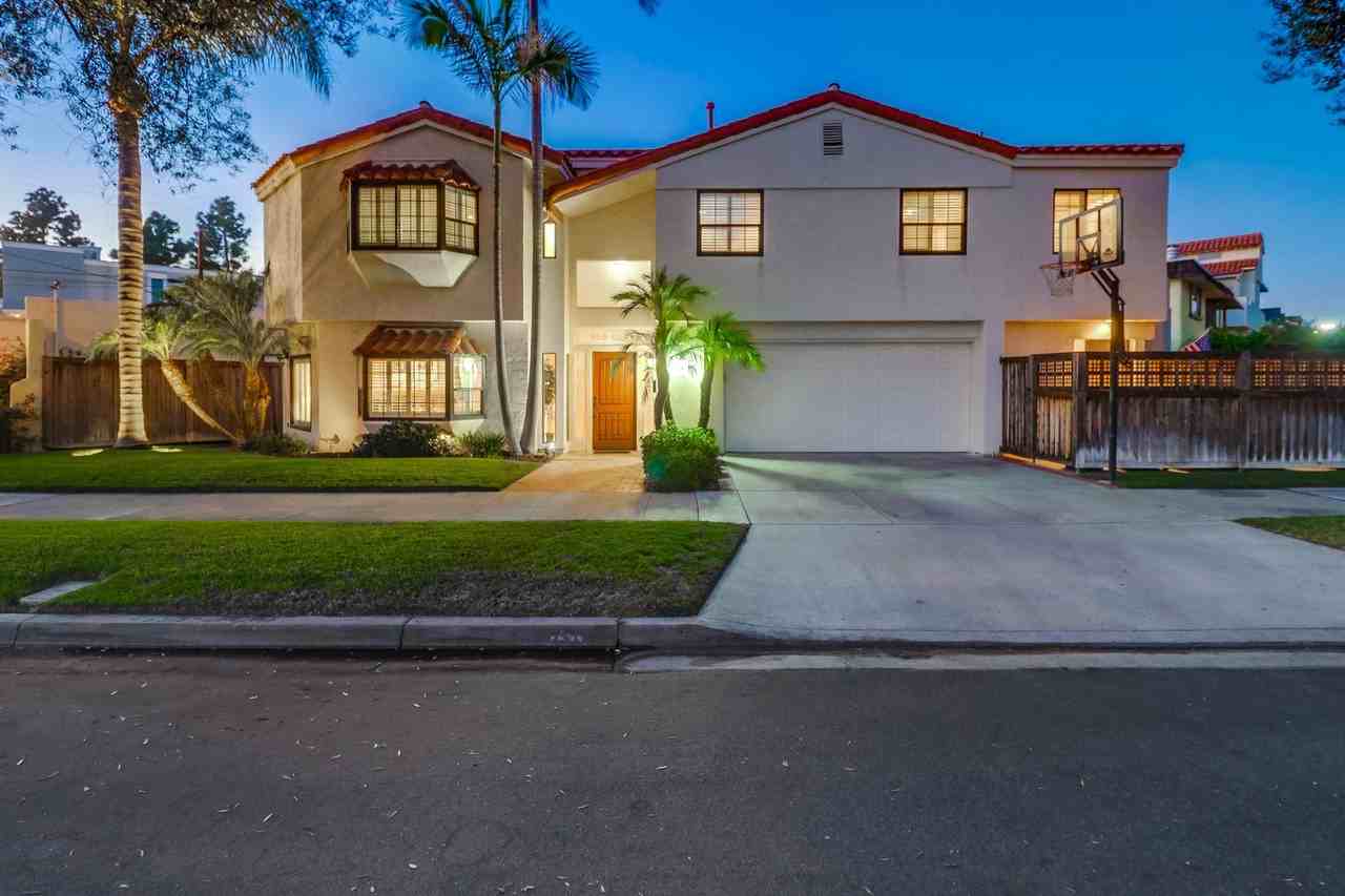 768 Olive Ave - Photo 4 of 17