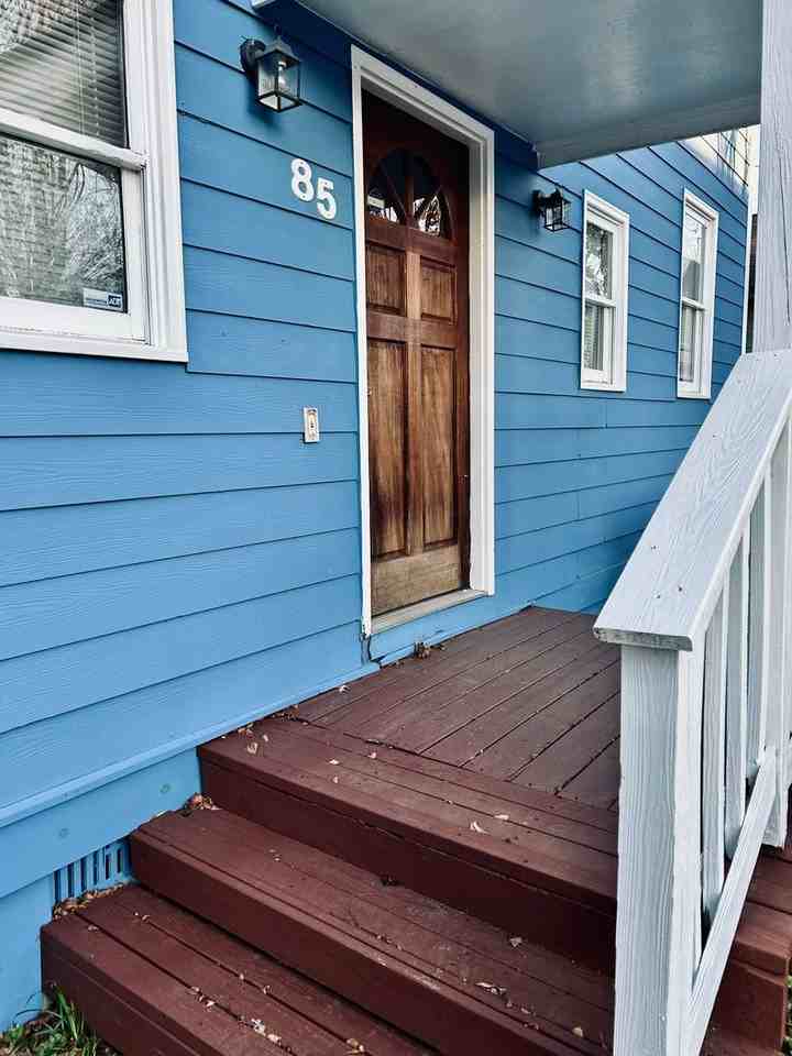 85 Selman St Se - Photo 4 of 21