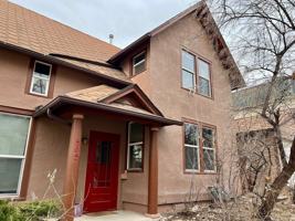 featured image of 505 W Lawrence St