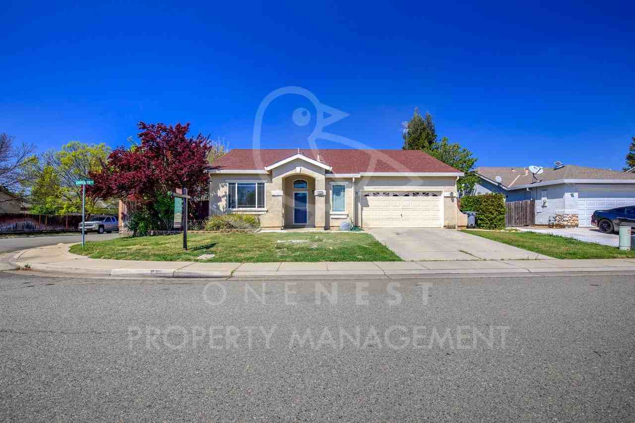 713 Carpenter Way - Photo 3 of 29