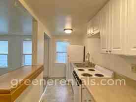 Oly-Adams 720 - Photo 1 of 1