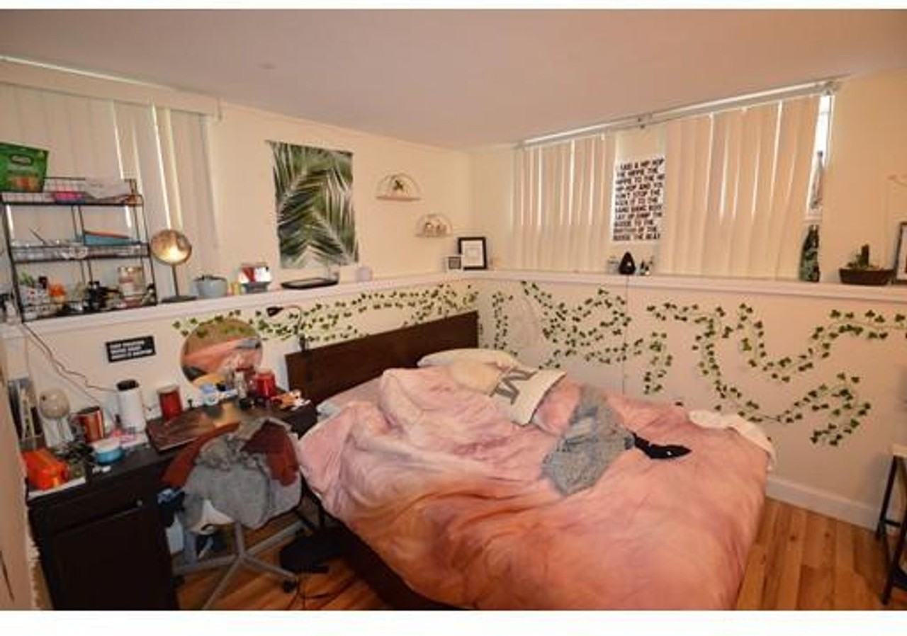 83 Pleasant St - Photo 6 of 18