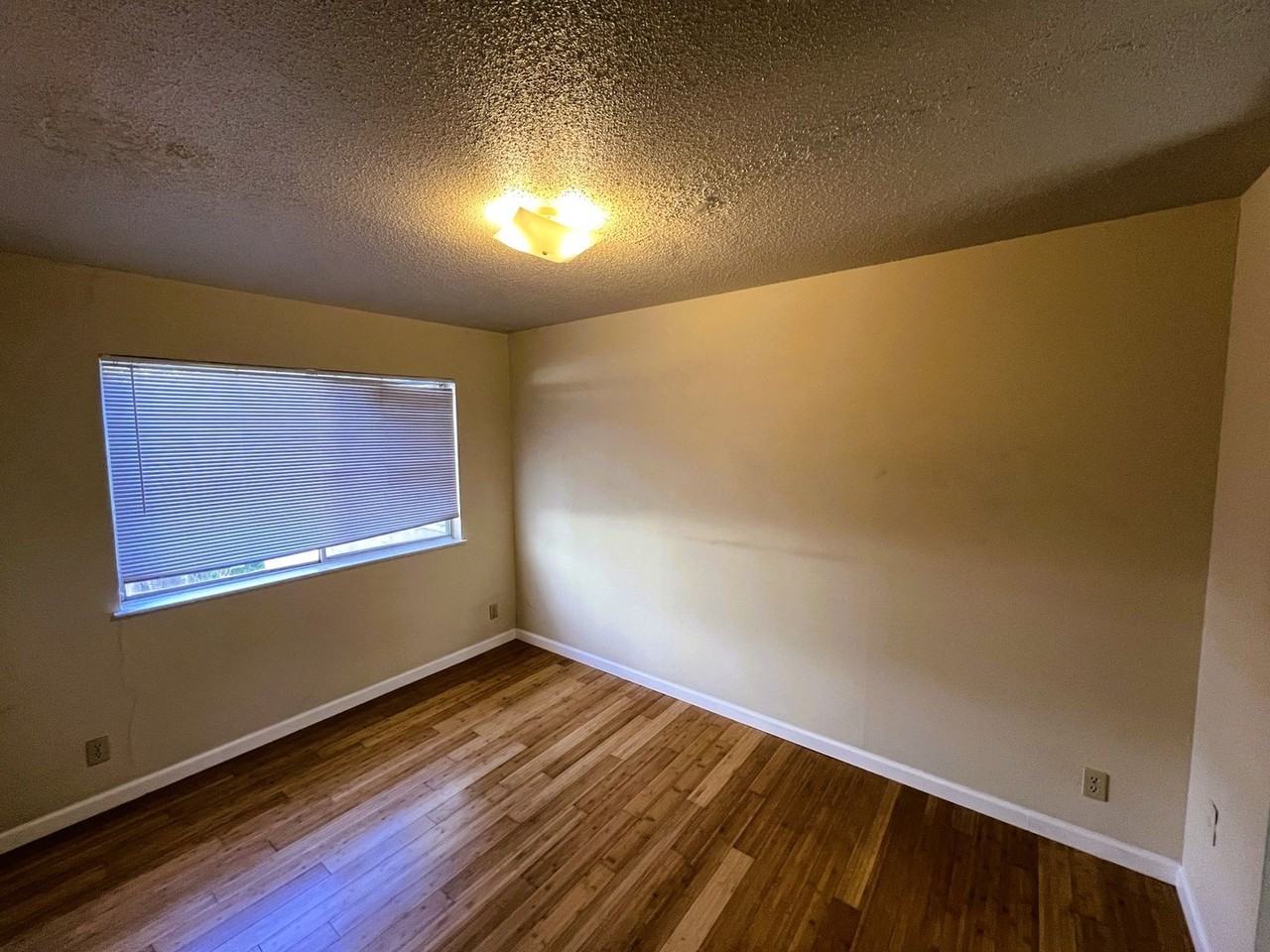 291 Fairmount Ave - Photo 4 of 12