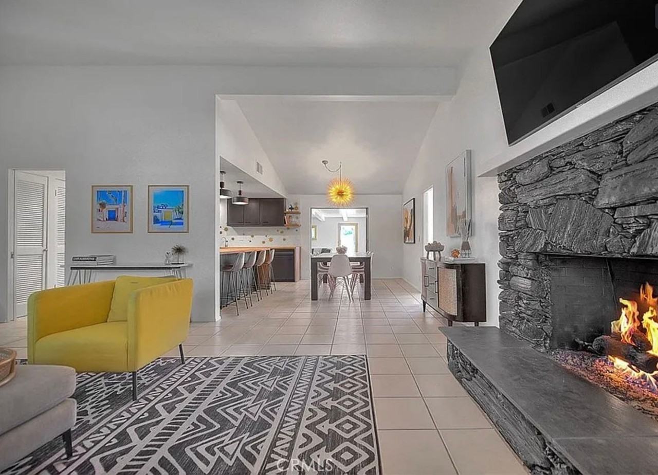 1261 Linda Vista Rd - Photo 3 of 15