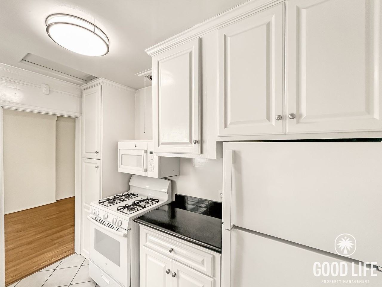 3026 1/2 6th Ave - Photo 6 of 15