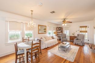 208 Ella St - Photo 1 of 1