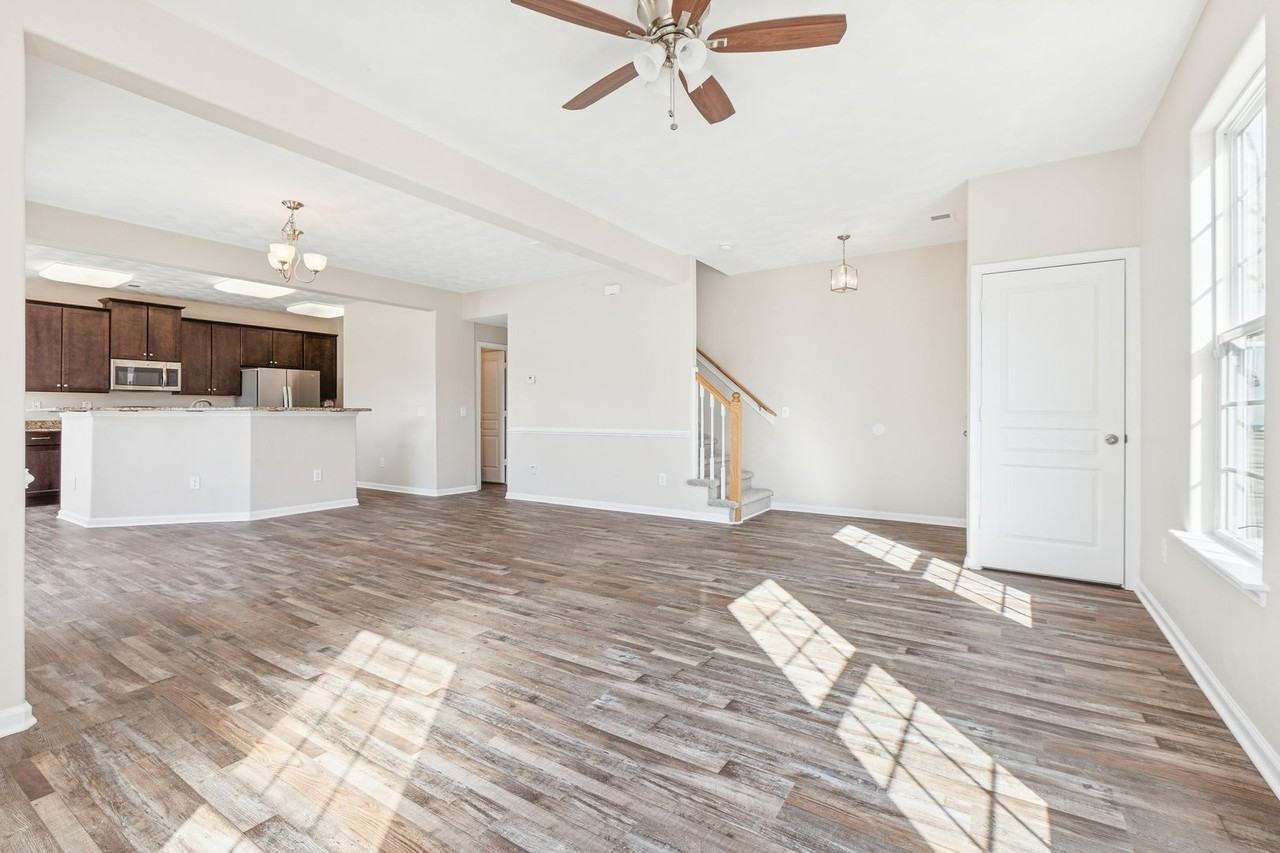 5236 Moreland St - Photo 7 of 35