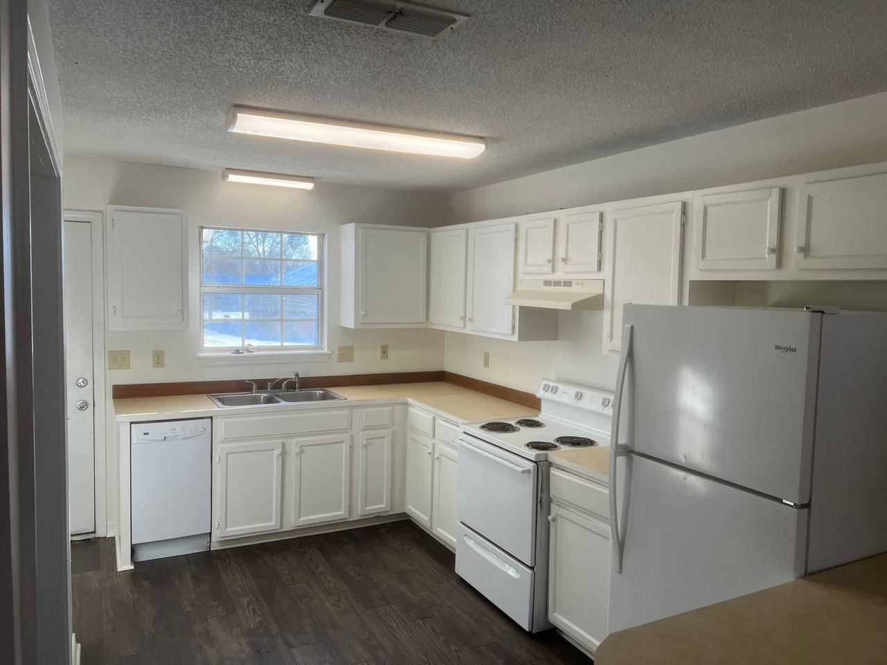 508 Miller St #A - Photo 4 of 8