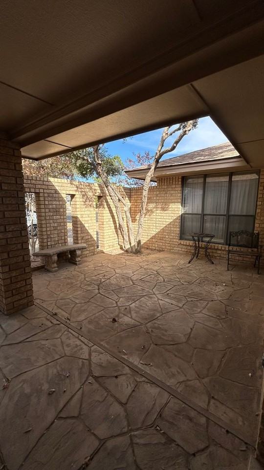 6404 Mecca St - Photo 2 of 31