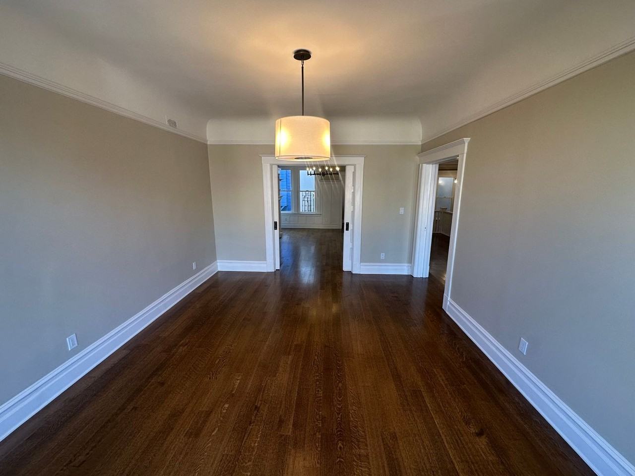 817 Oak St - Photo 7 of 20