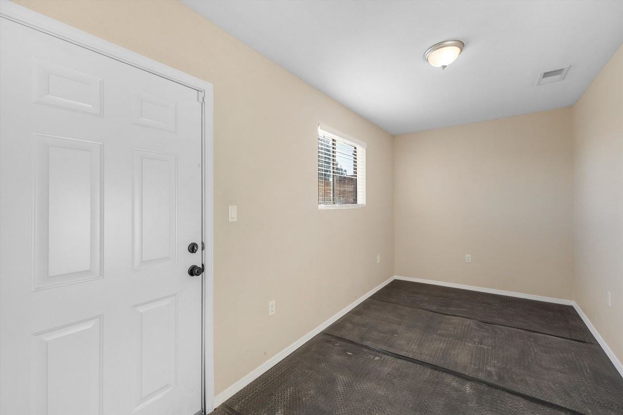 2104 Virgin Wood Rd Se - Photo 6 of 16