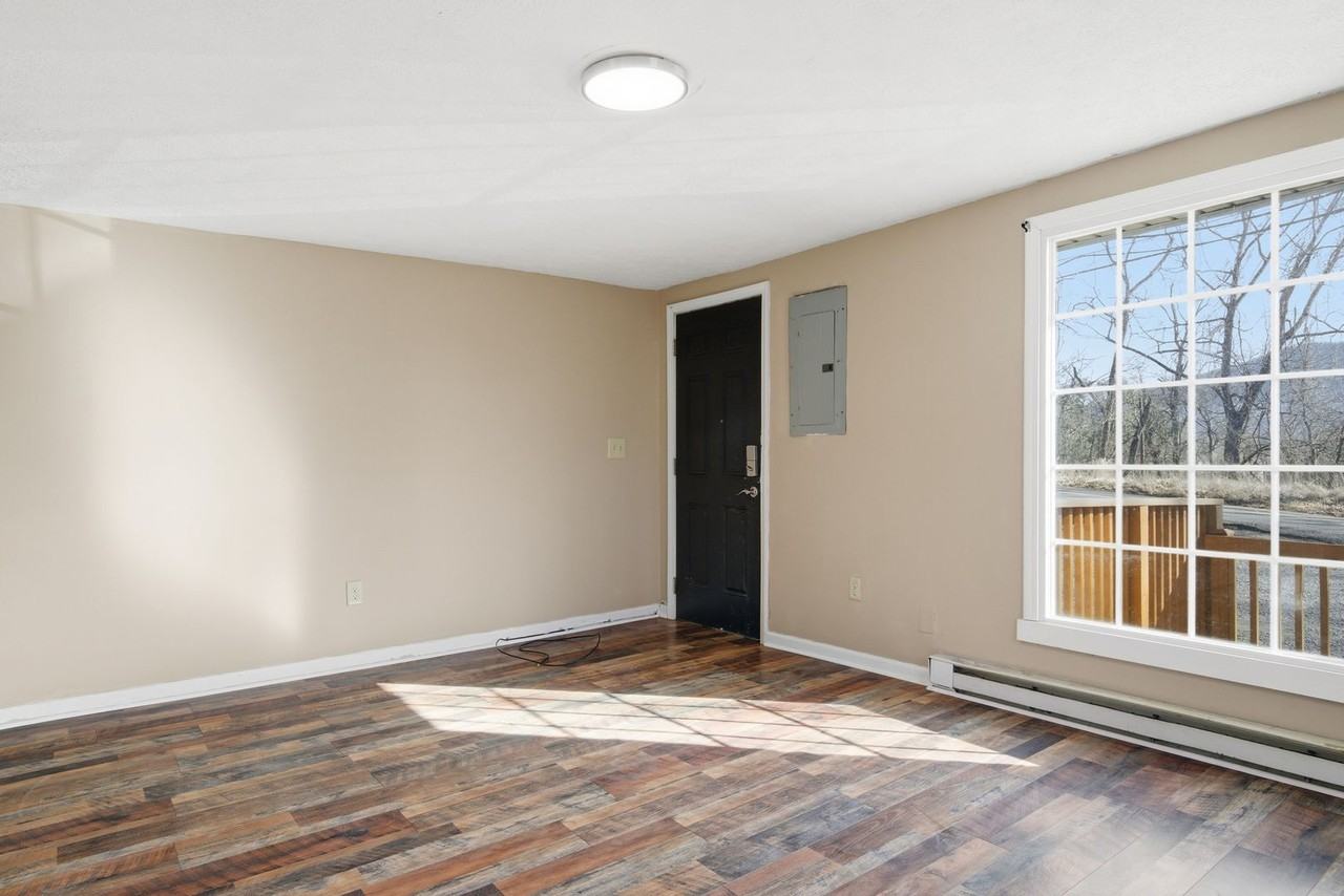 701 Peppers Ferry Rd #1 - Photo 4 of 11