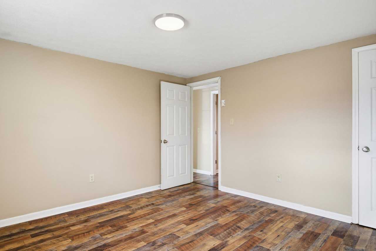 701 Peppers Ferry Rd #1 - Photo 7 of 11