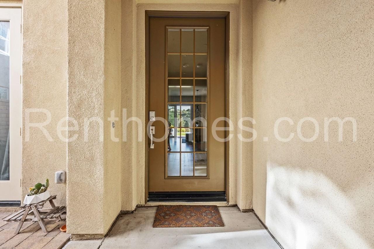 6705 Elegante Way - Photo 2 of 50