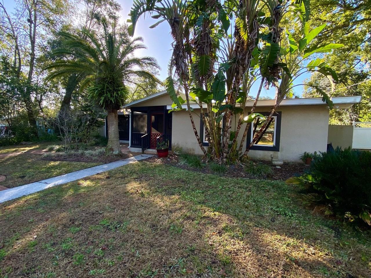 1348 Franklin St - Photo 2 of 37