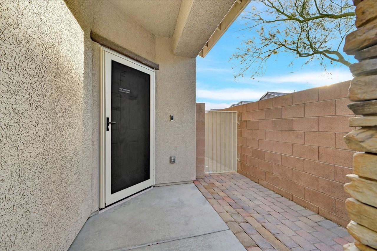 9167 Sea Mink Ave - Photo 2 of 25