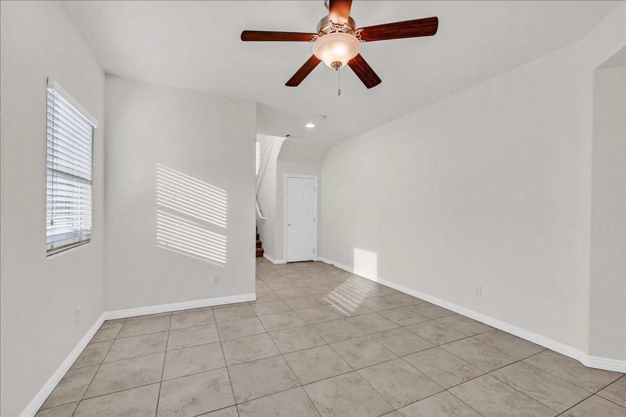 9167 Sea Mink Ave - Photo 3 of 25