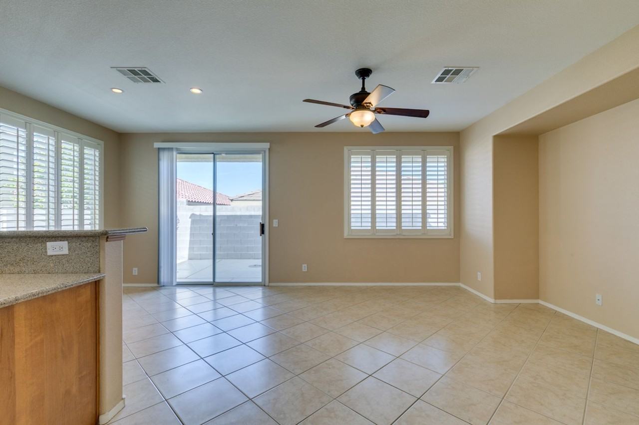 6290 Majestic Hills Ave - Photo 5 of 45