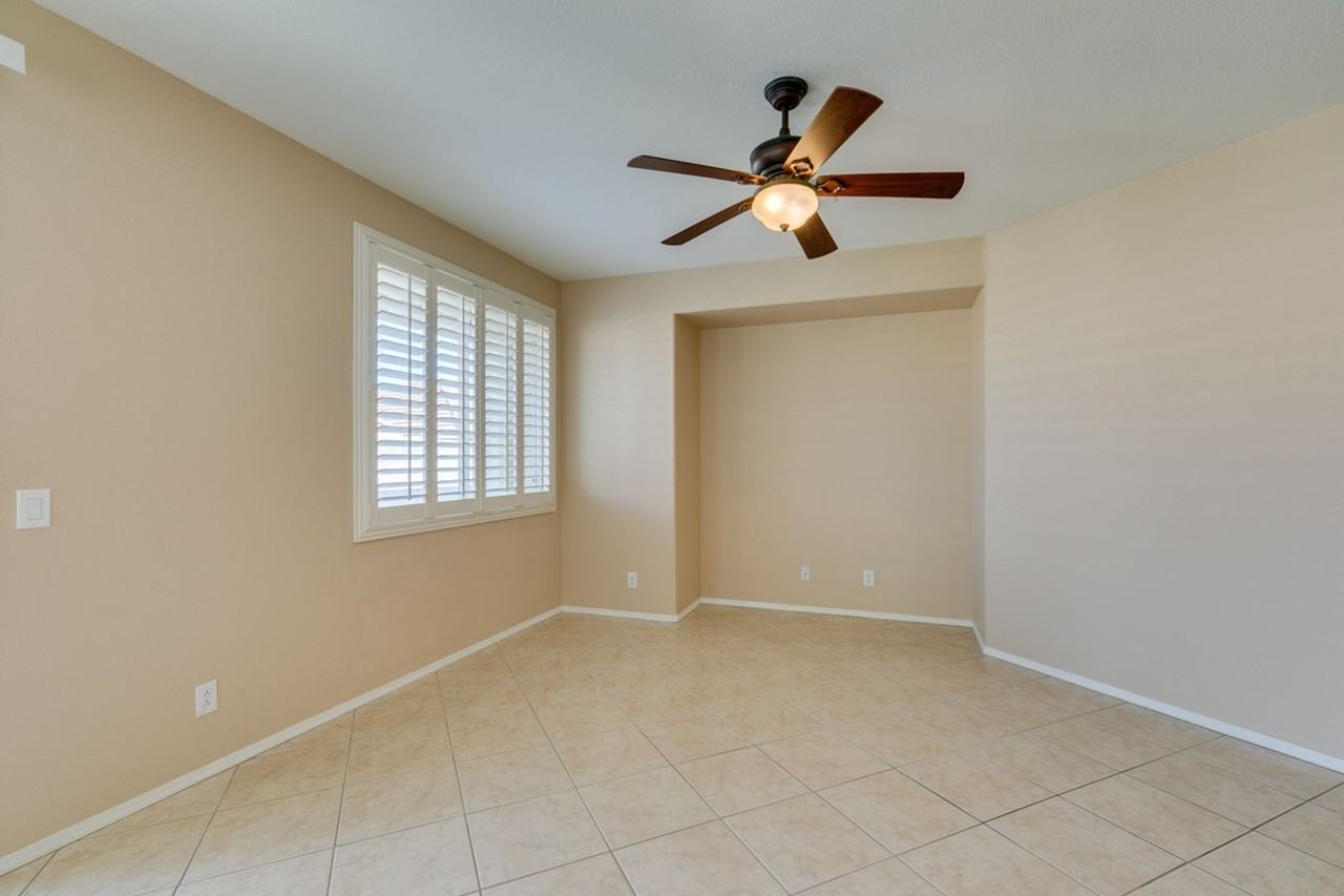 6290 Majestic Hills Ave - Photo 7 of 45