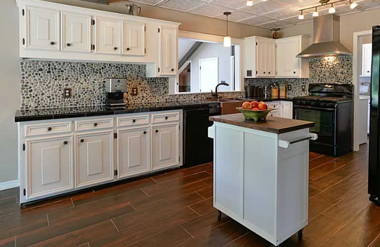 2605 S 66th St - Photo 5 of 5