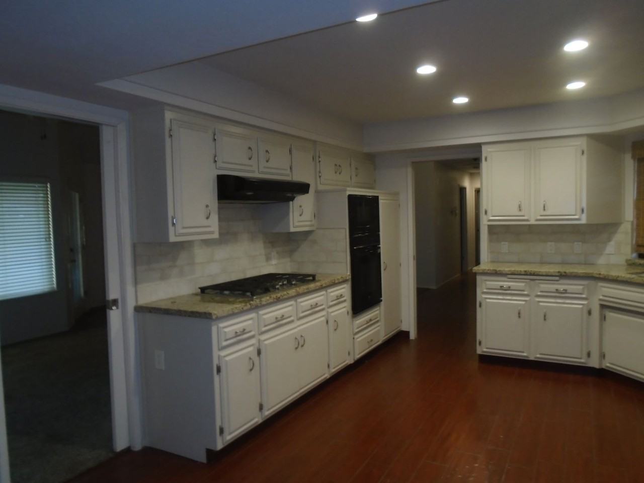 9501 Laurel Oak Way - Photo 7 of 24