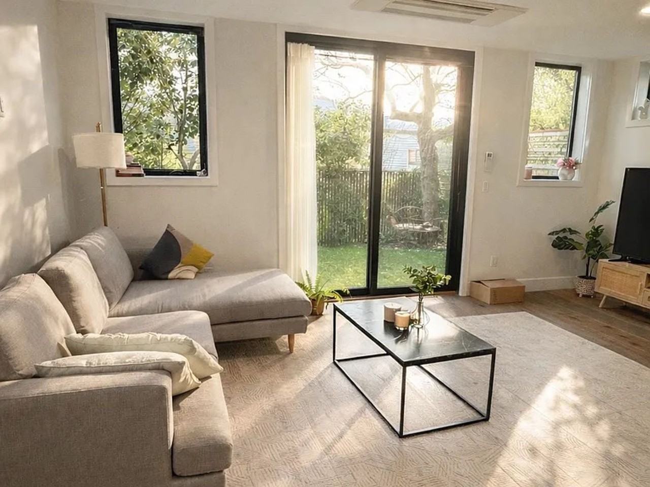 2528 27th Ave W - Photo 4 of 25