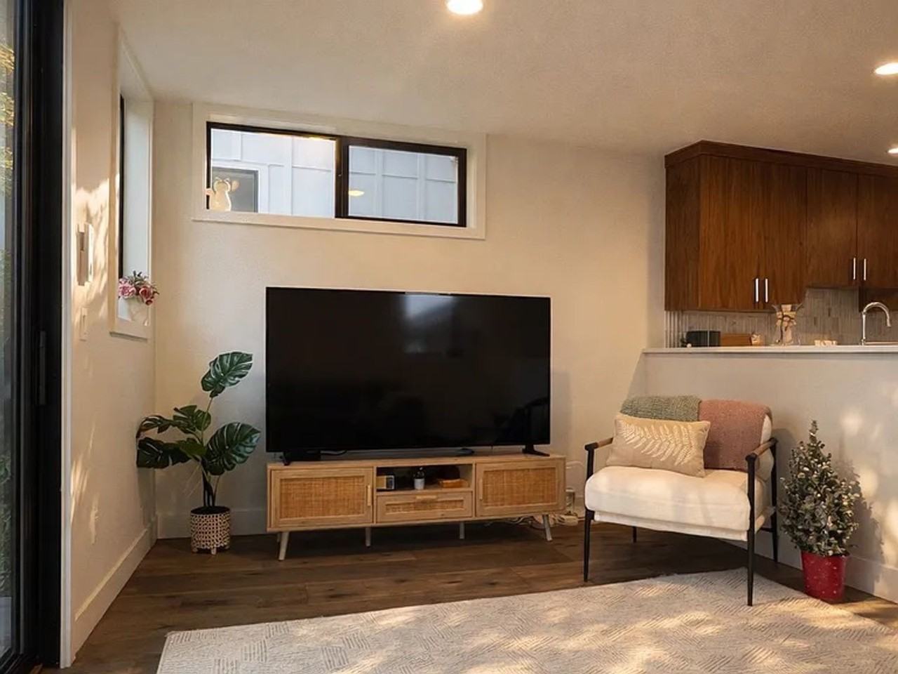 2528 27th Ave W - Photo 6 of 25