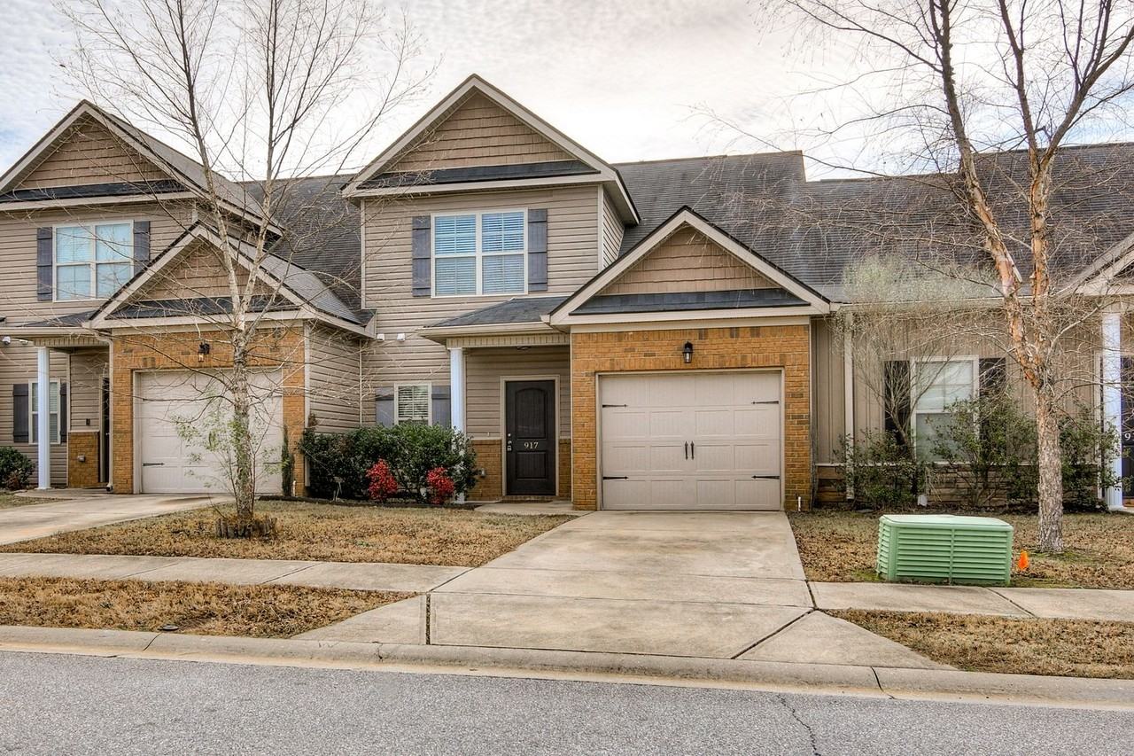 917 Erika Ln - Photo 3 of 39