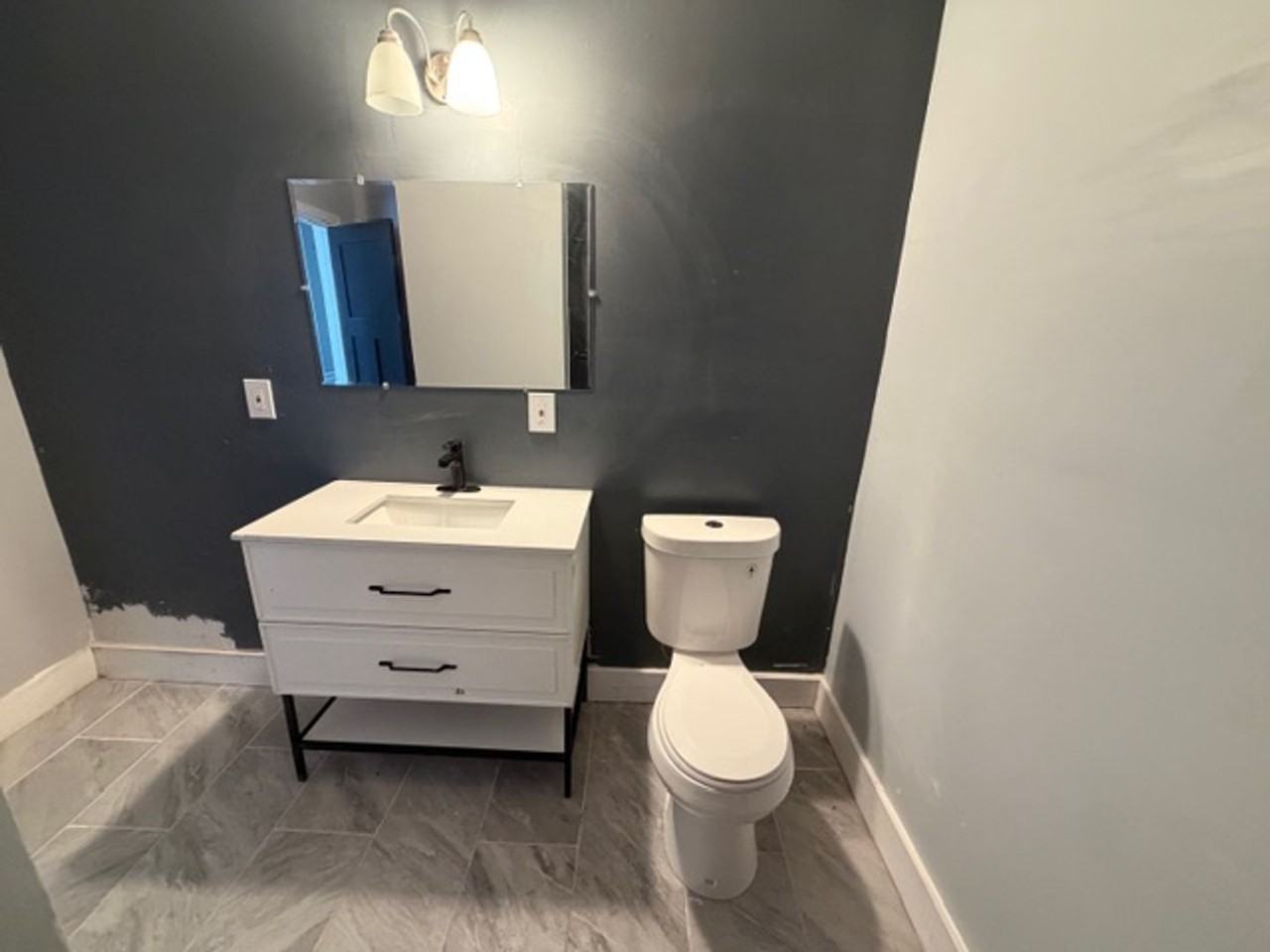 388 Chalmers St - Photo 4 of 27