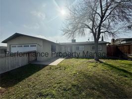 featured image of 211 Ash St