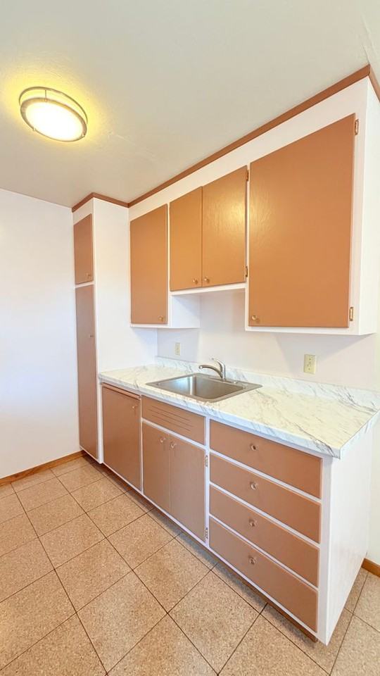 500 Buena Vista Ave #H - Photo 6 of 14