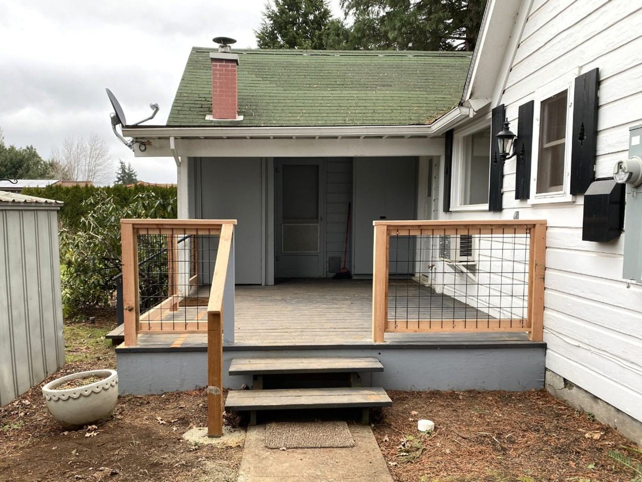 3461 Avalon Dr - Photo 3 of 33