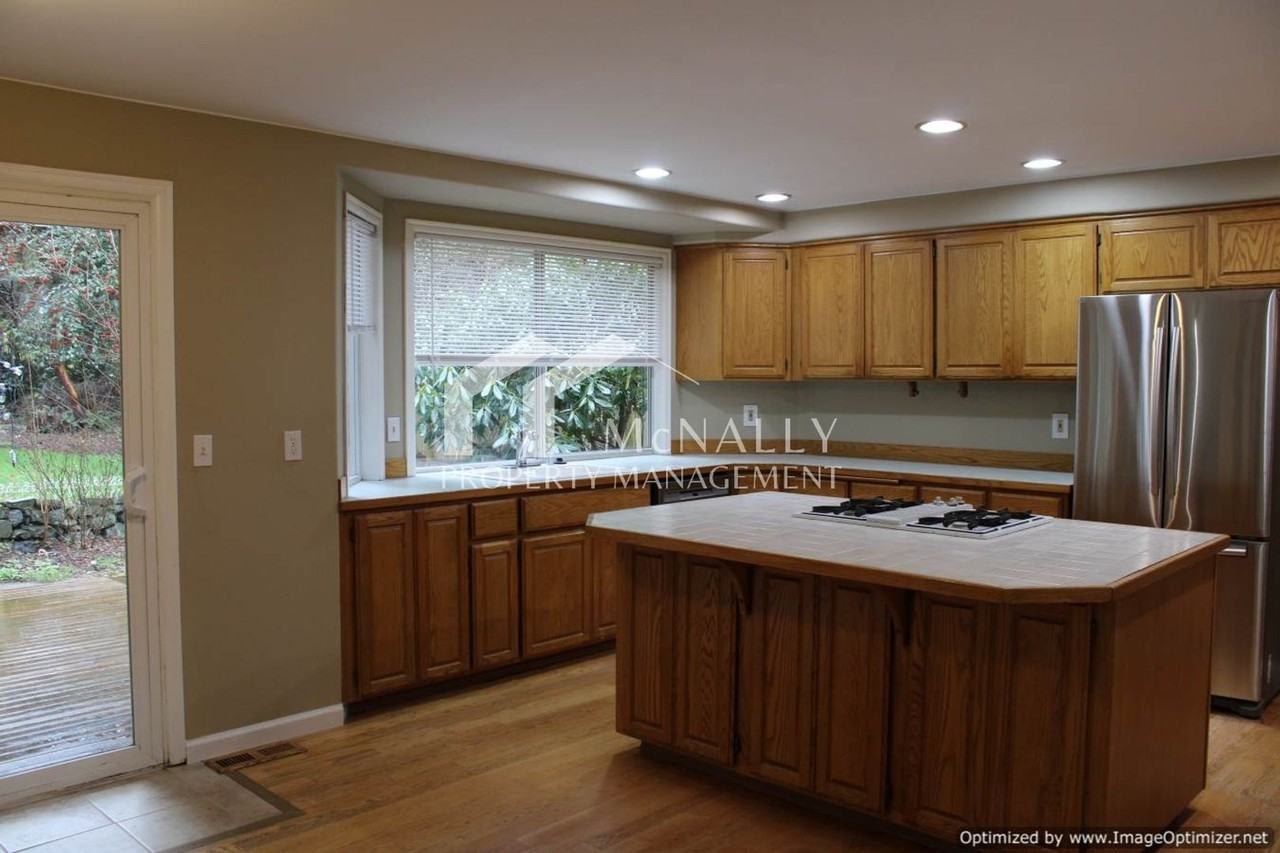 3307 11th Avenue Ct Nw - Photo 2 of 25