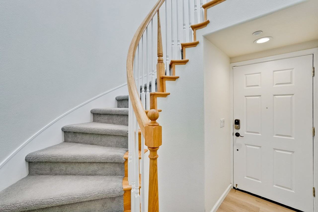 3156 Saint Florian Way - Photo 3 of 33