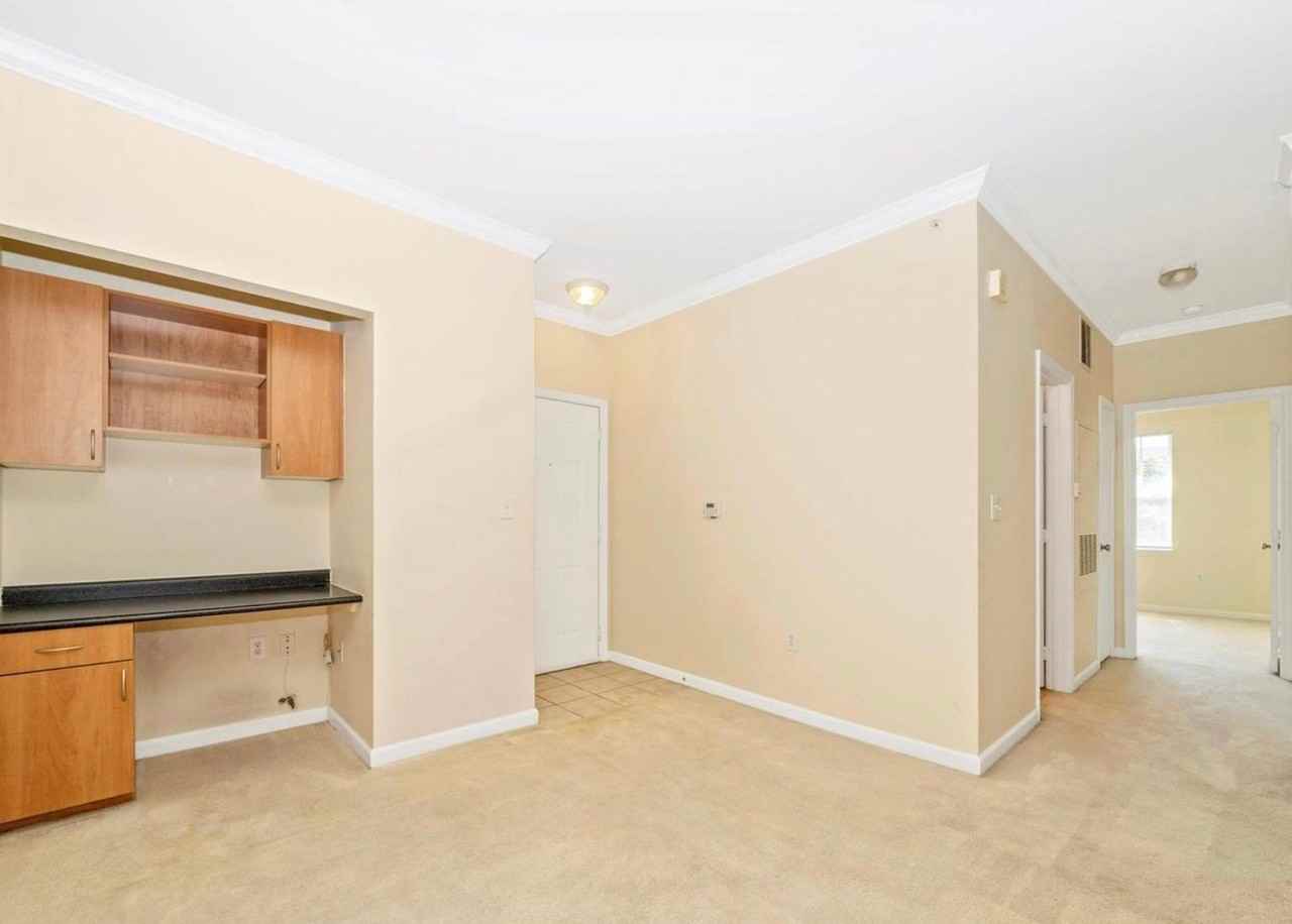 19606 Galway Bay Cir - Photo 2 of 9