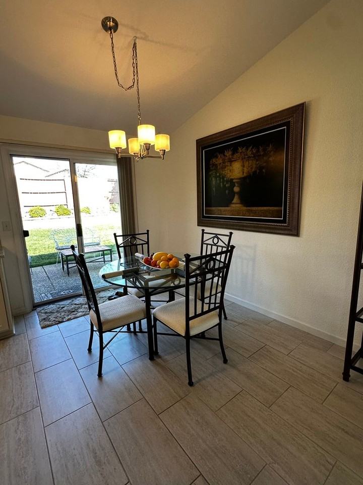 9117 Greco Ct - Photo 4 of 9