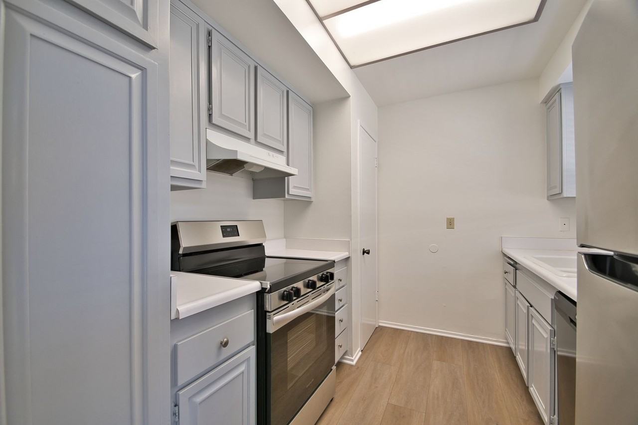 r1912 - Photo 7 of 34