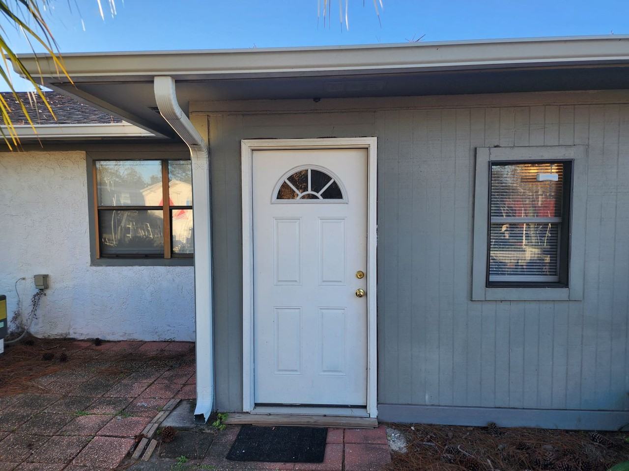 6568 Harbour Blvd - Photo 3 of 27