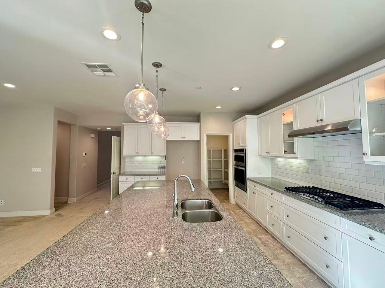 2772 E Raspberry Ln - Photo 4 of 25