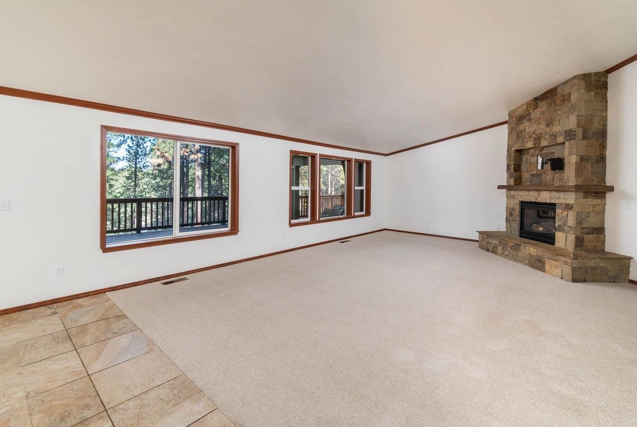 18866 Shoshone Rd - Photo 2 of 27