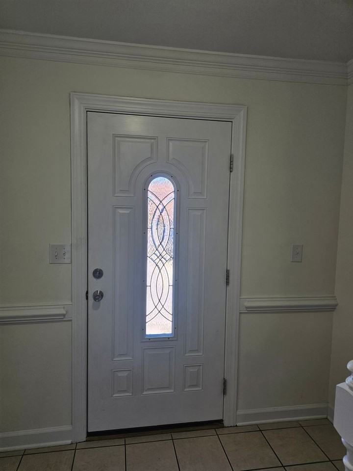 304 Boerum Ct - Photo 2 of 24