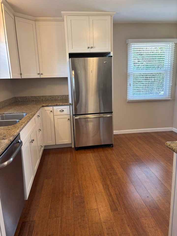 1015 Carr Ave - Photo 6 of 18