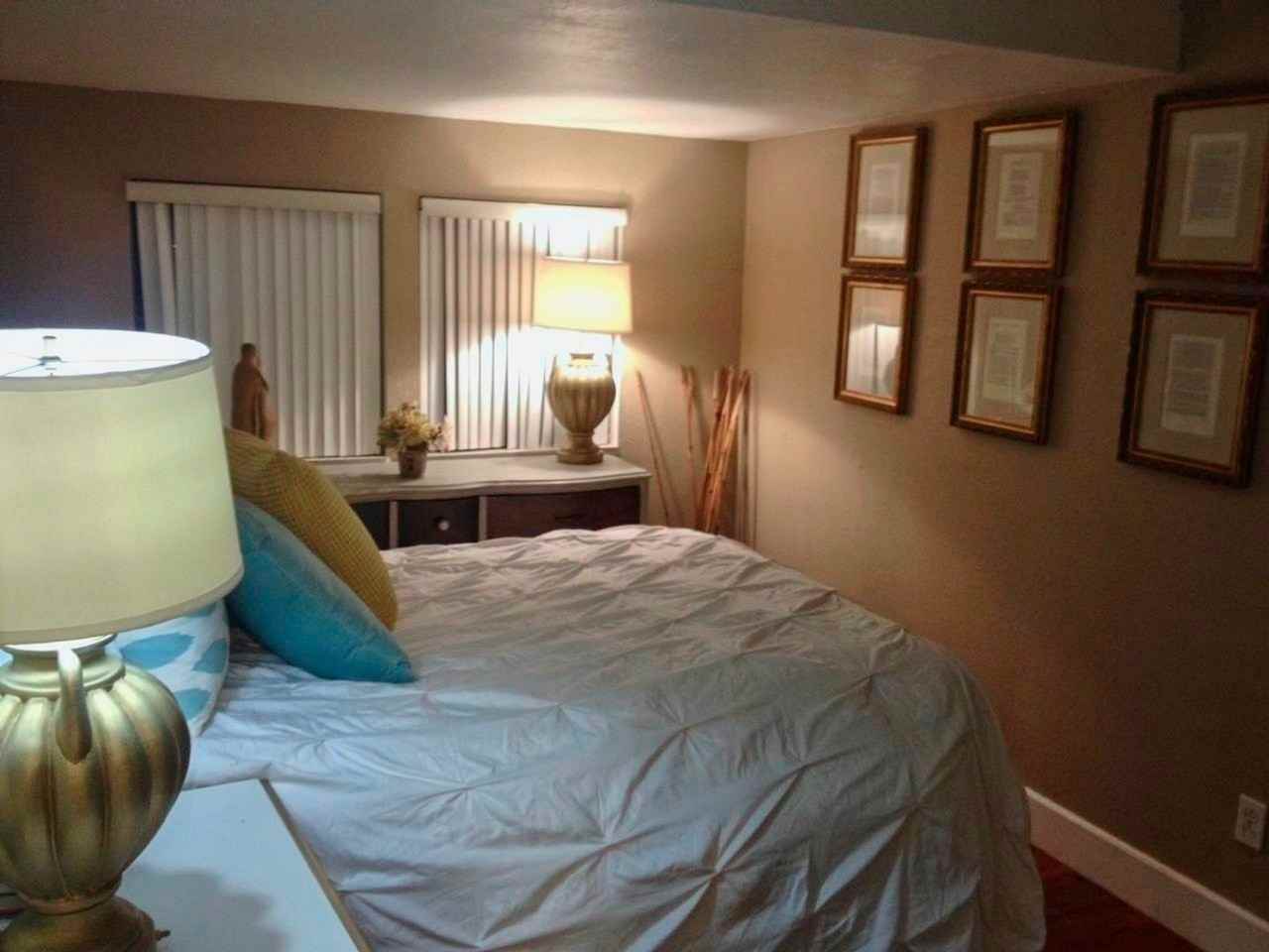 8 10th St #B - Photo 4 of 9