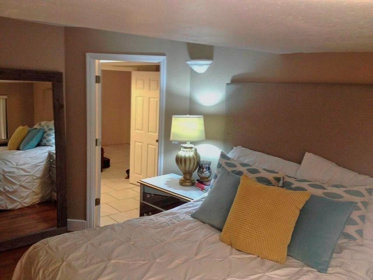 8 10th St #B - Photo 5 of 9