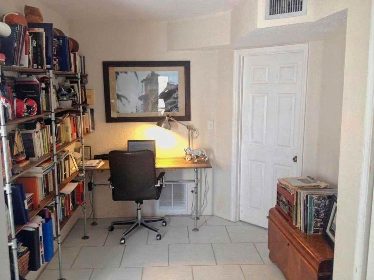 8 10th St #B - Photo 7 of 9