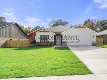 16414 Crossing Cir - Photo 1 of 1