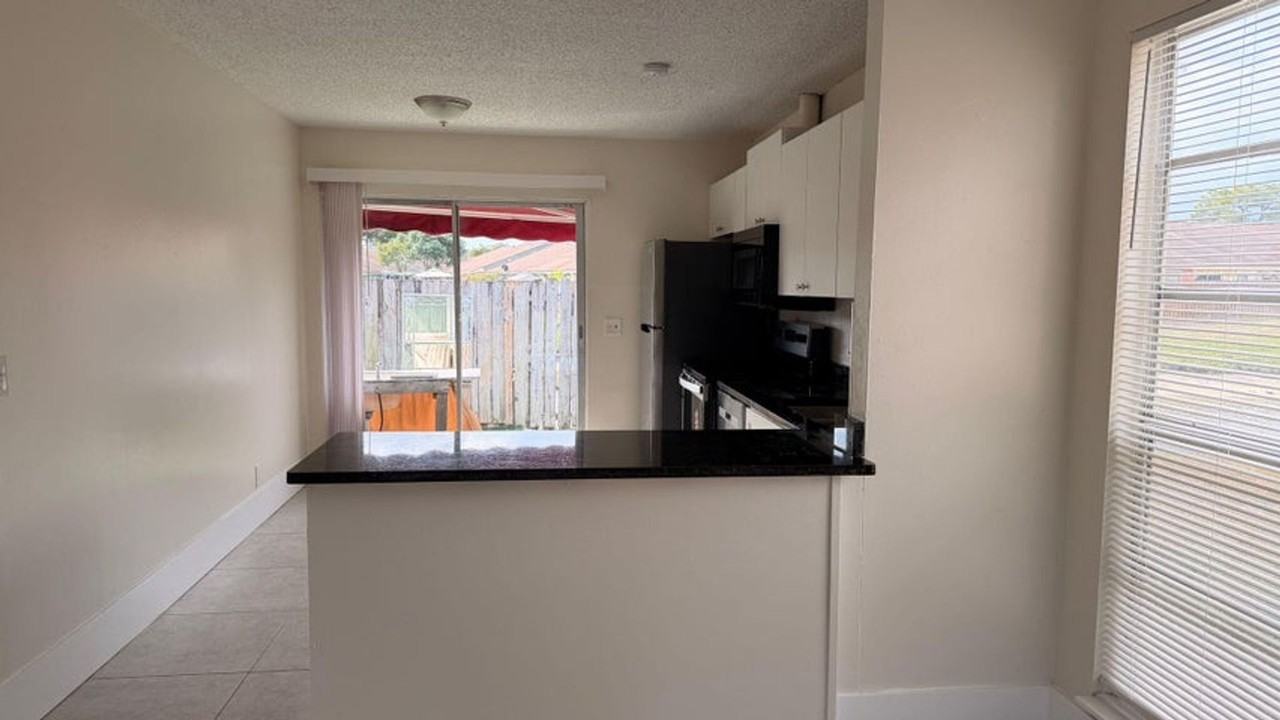 4774 Orleans Ct - Photo 2 of 22