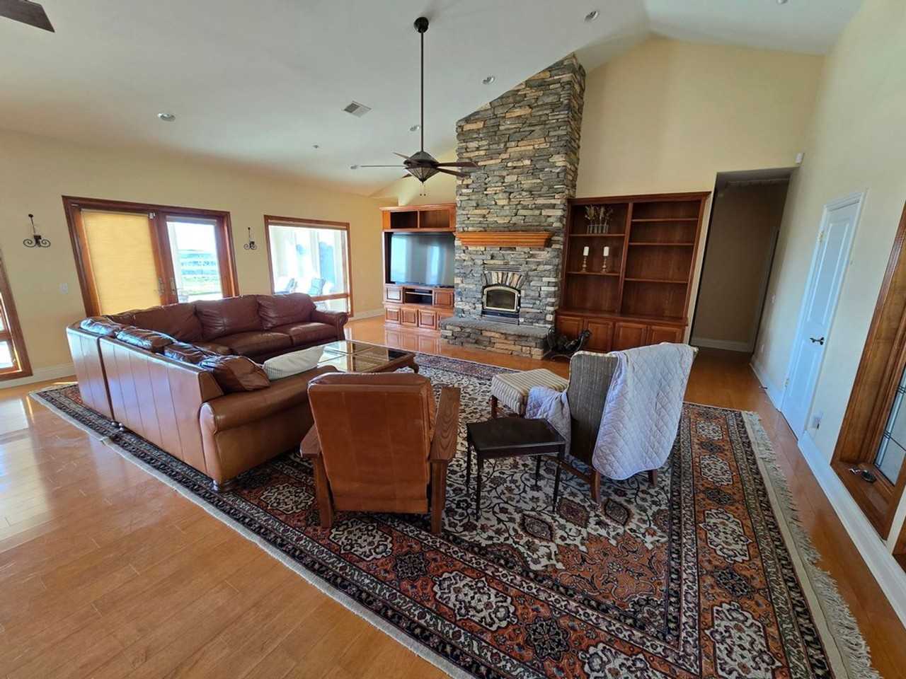 8154 Cable Canyon Rd - Photo 6 of 38