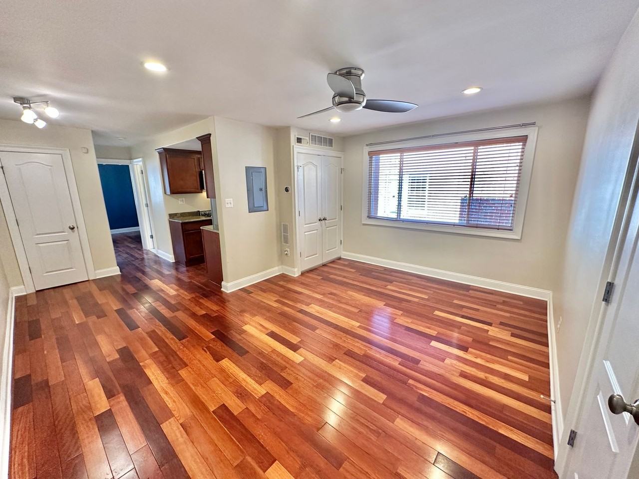 2004 3rd St Ne - Photo 2 of 22